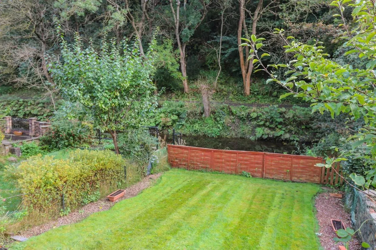 6 Coltbridge Gardens Villa Edinburgh 0*,  United Kingdom